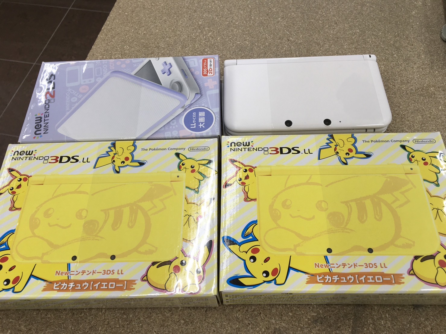 希少 未使用 Newニンテンドー3DSLL ピカチュウ イエロー Pokémon 